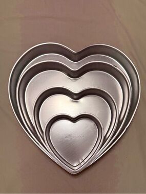 Wilton Heart Shaped Cake Pan Set of 4